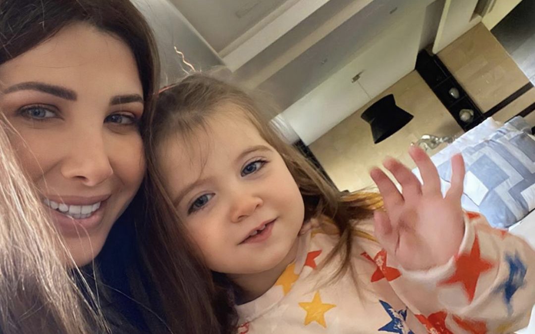 متابعة نحنا – صورة نانسي عجرم وإبنتها ليا تقترب من رقم قياسي