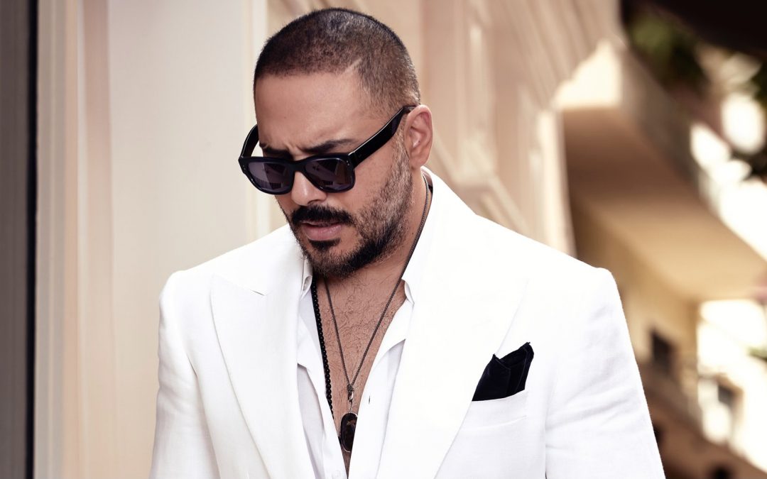 نحنا ستايل – رامي عياش بإطلالة كلاسيكية.. الأبيض يليق بك!