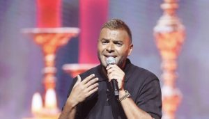 تقرير نحنا – أغنية “لو تعرف” تتصدر أغنيات ألبوم “القمر” ل رامي صبري